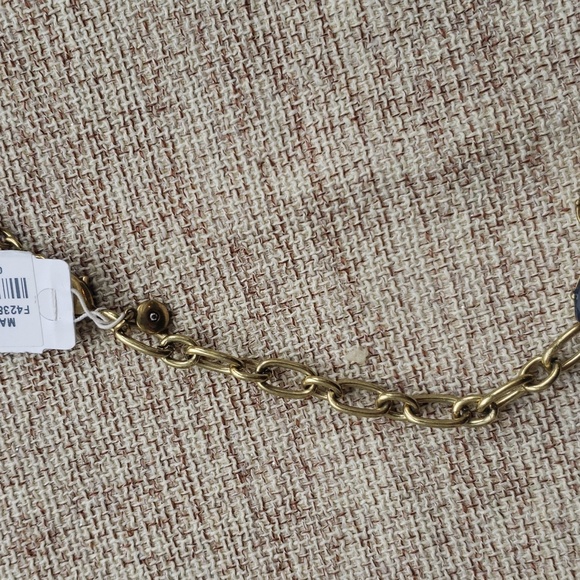 J.Crew Crystal Wreath Cluster Necklace NWT - Picture 3 of 7